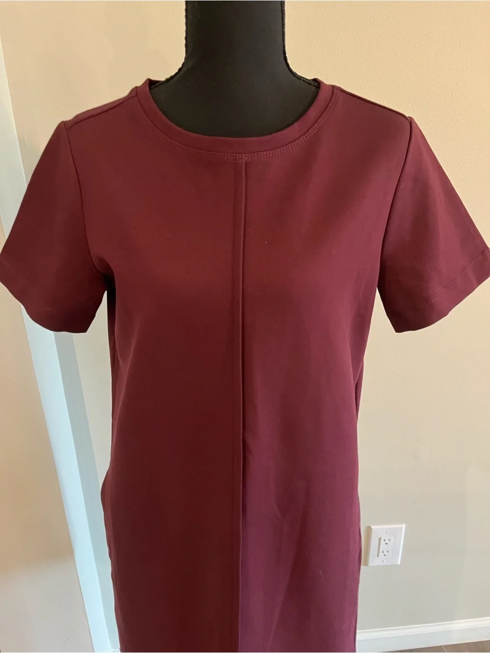 LOFT Burgundy Shift Dress Sz S NWOT⭐️